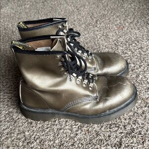 Dr. Martens Men’s 8 Women’s 9.5 Vintage‎ Made in England Platform Combat 8217